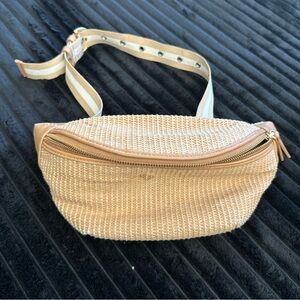 L*Space Straw Belt Bag Fanny Pack Tan Woven Waist Bag Adjustable